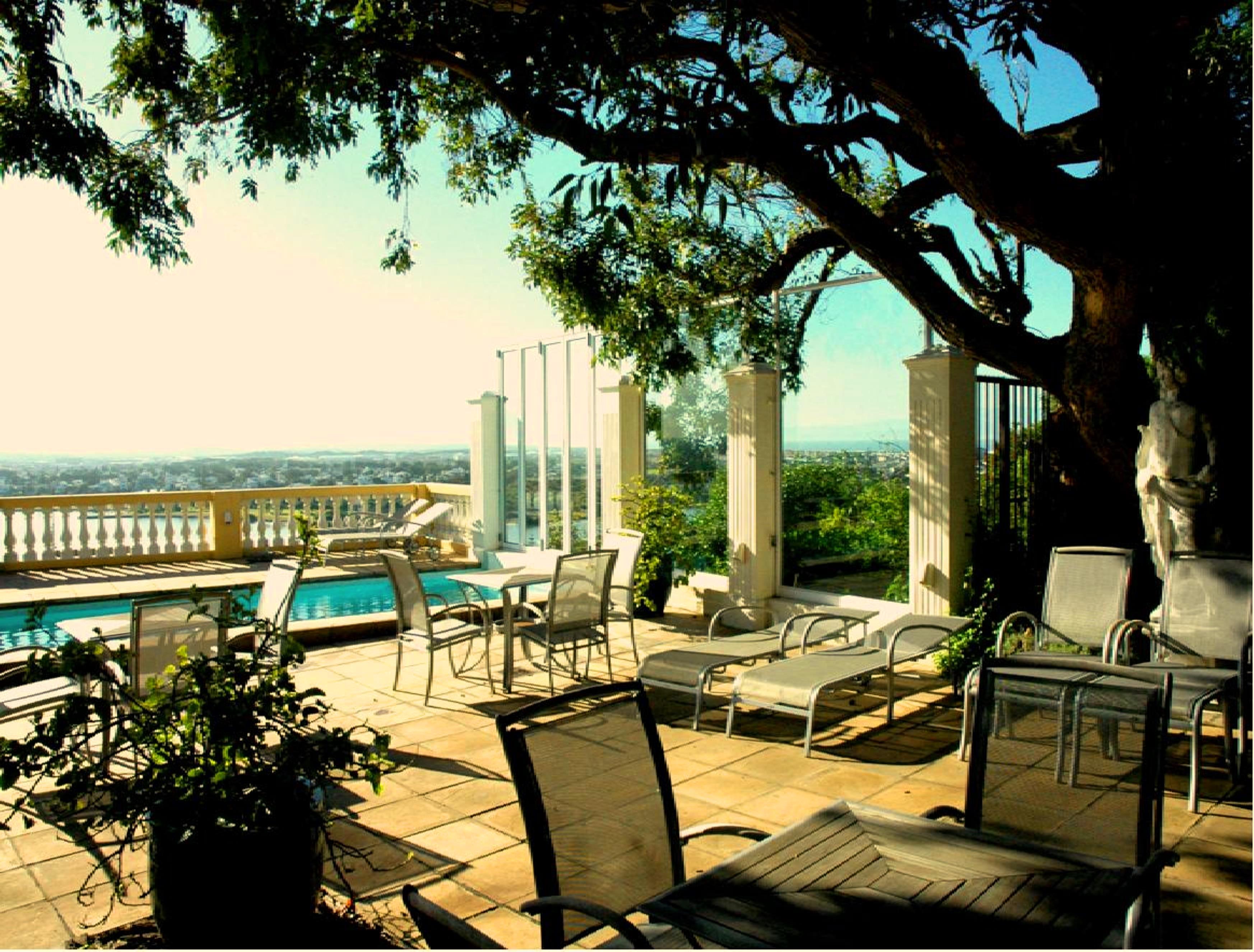 Colona Castle Otel Lakeside Dış mekan fotoğraf
