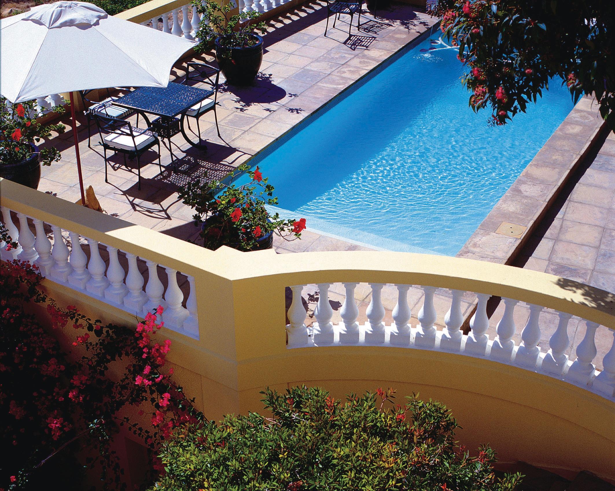 Colona Castle Otel Lakeside Dış mekan fotoğraf